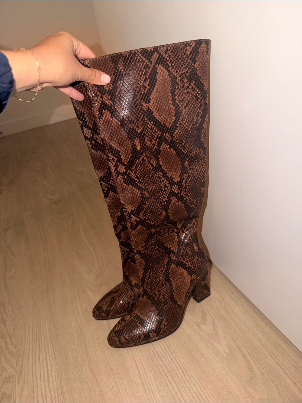 Zara Brown Snake Print Knee-High Heeled Boots - Picture 2 of 5